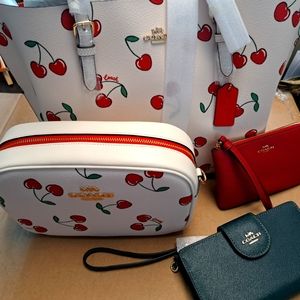 Cherry Coach 3 piece set